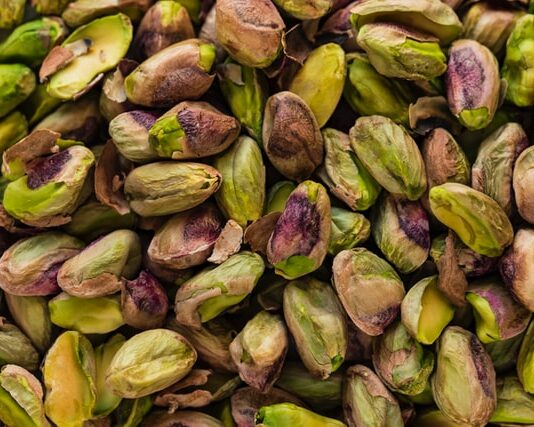 pistacje, czy pistacje są zdrowe, pistacje kalorie, ile kalorii mają pistacje, najzdrowsze orzechy, orzechy na diecie, pistacje na diecie