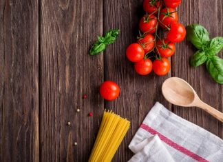 Jak ładnie ułożyć spaghetti na talerzu?