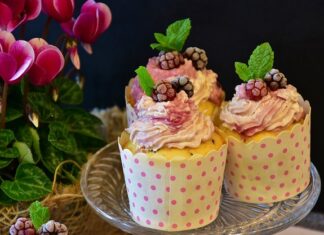 Czy zamiast śmietany można dać mascarpone?