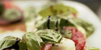 Kiedy dodajemy ocet do biszkoptu?