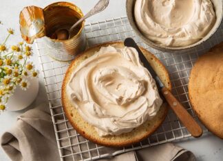 Rodzaje kremów do tortów